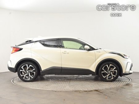 2020 Toyota C-HR - photo 2