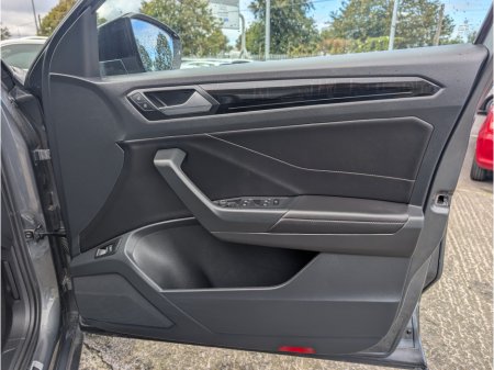 2023 Volkswagen T-Roc - photo 10