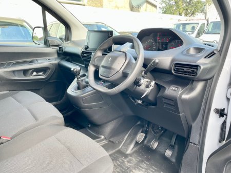 2023 Peugeot Partner - photo 9