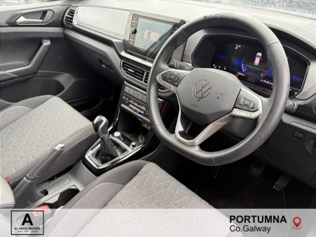 2025 Volkswagen T-Cross - photo 2