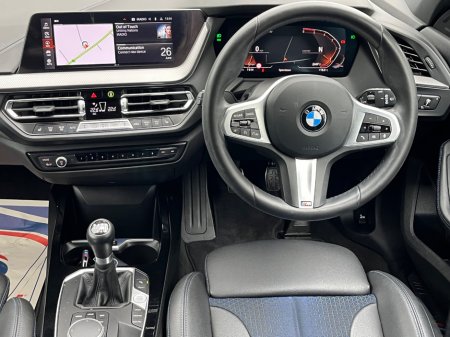 2024 BMW 1-Series - photo 15