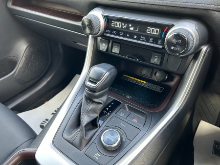 2020 Toyota RAV4 - photo 9