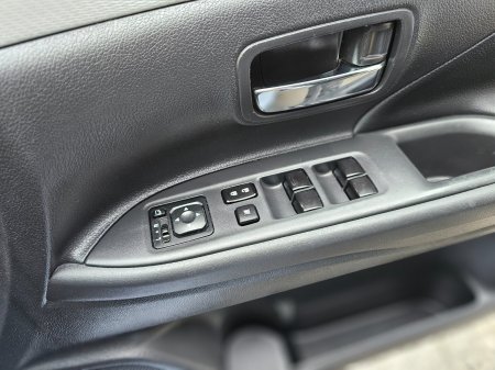 2015 Mitsubishi Outlander - photo 13