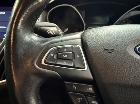 2017 Ford Focus - photo 13