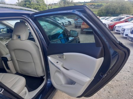 2017 Volvo V40 - photo 12