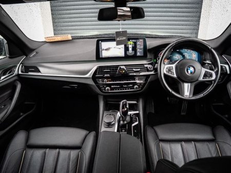 2023 BMW 5-Series - photo 9
