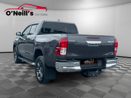 2025 Toyota Hilux - photo 6