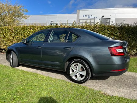 2017 Skoda Octavia - photo 7