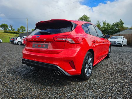 2018 Ford Focus - photo 11