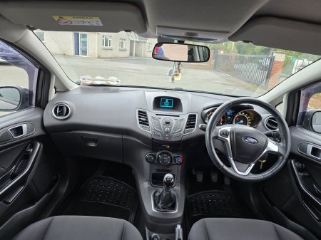 2014 Ford Fiesta - photo 19