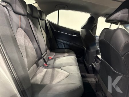 2020 Toyota Camry - photo 14