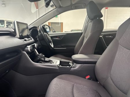 2021 Toyota RAV4 - photo 6