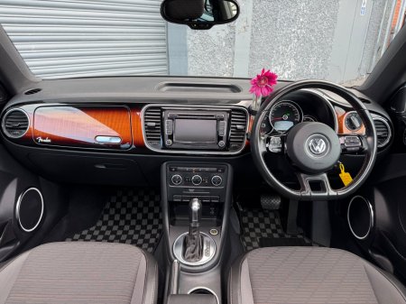 2013 Volkswagen Beetle - photo 3