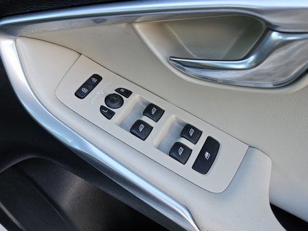 2016 Volvo V40 - photo 31