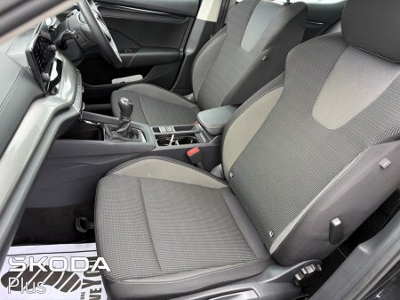 2024 Skoda Octavia - photo 4