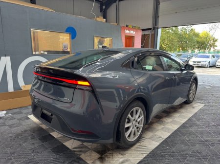 2024 Toyota Prius - photo 3