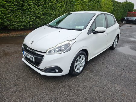 2019 Peugeot 208 - photo 2