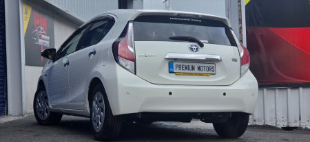 2017 Toyota Aqua - photo 4