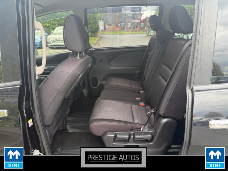 2018 Nissan Serena - photo 12