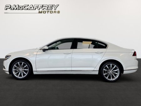 2018 Volkswagen Passat - photo 8