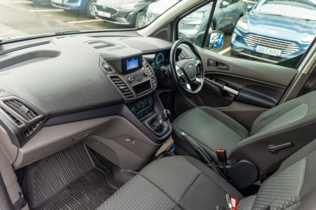 2022 Ford Transit Connect - photo 8