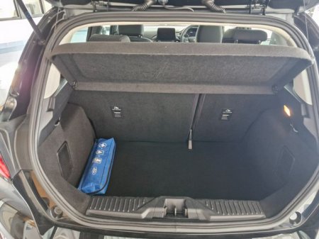 2023 Ford Fiesta - photo 8