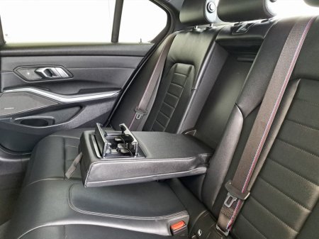 2024 BMW 3-Series - photo 26