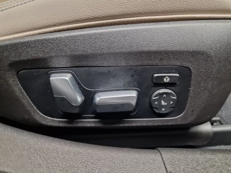 2023 BMW 3-Series - photo 19