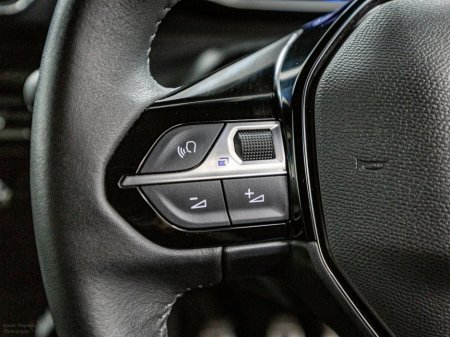 2023 Peugeot 2008 - photo 8