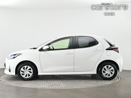 2023 Toyota Yaris - photo 6