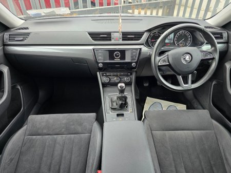 2016 Skoda Superb - photo 15