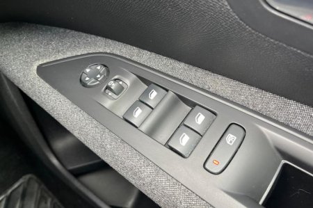 2023 Peugeot 5008 - photo 16