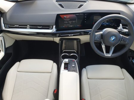 2026 BMW iX1 - photo 4
