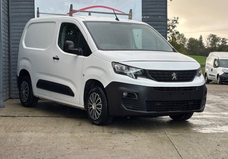 2020 Peugeot Partner - photo 9