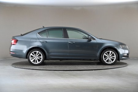 2021 Skoda Octavia - photo 11