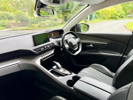 2020 Peugeot 5008 - photo 17