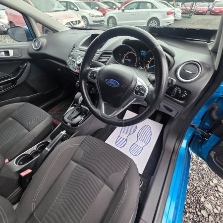 2015 Ford Fiesta - photo 9