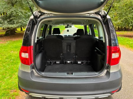 2011 Skoda Yeti - photo 19