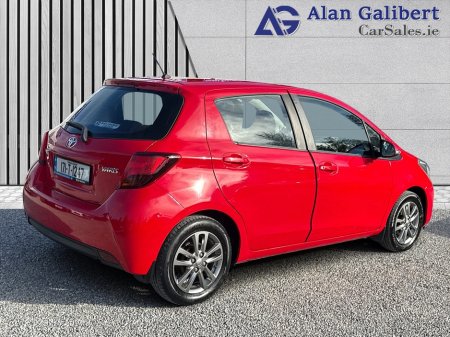 2017 Toyota Yaris - photo 8