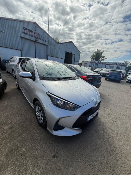 2021 Toyota Yaris - photo 8