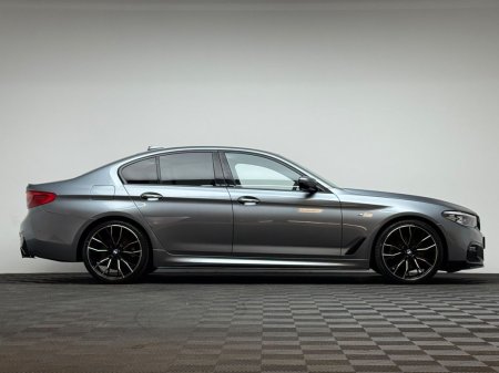 2017 BMW 5-Series - photo 8