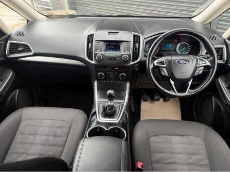 2017 Ford Galaxy - photo 7