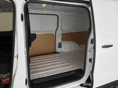 2026 Toyota Proace - photo 8