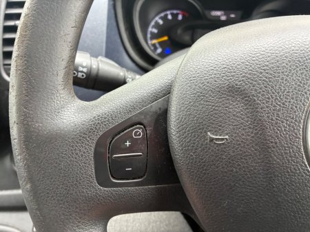 2015 Opel Vivaro - photo 21