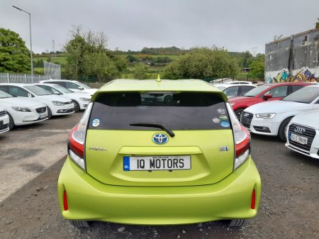2017 Toyota Aqua - photo 5