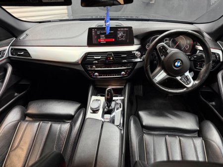 2018 BMW 5-Series - photo 15