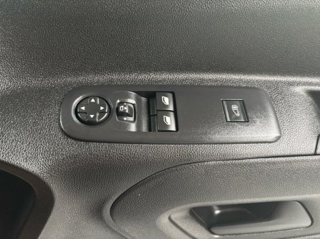 2026 Toyota Proace City - photo 13