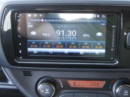 2019 Toyota Vitz - photo 9