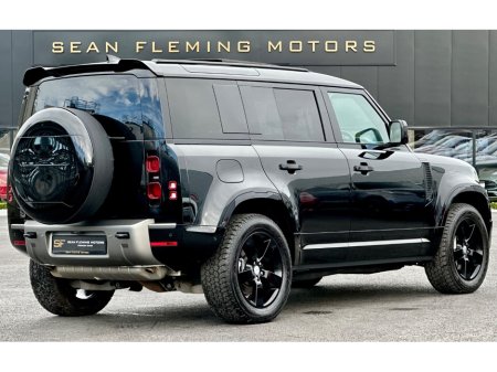 2025 Land Rover Defender - photo 3