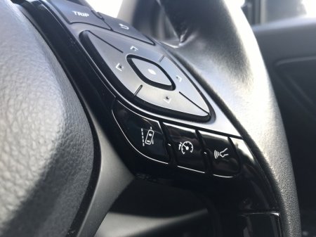 2023 Toyota C-HR - photo 16